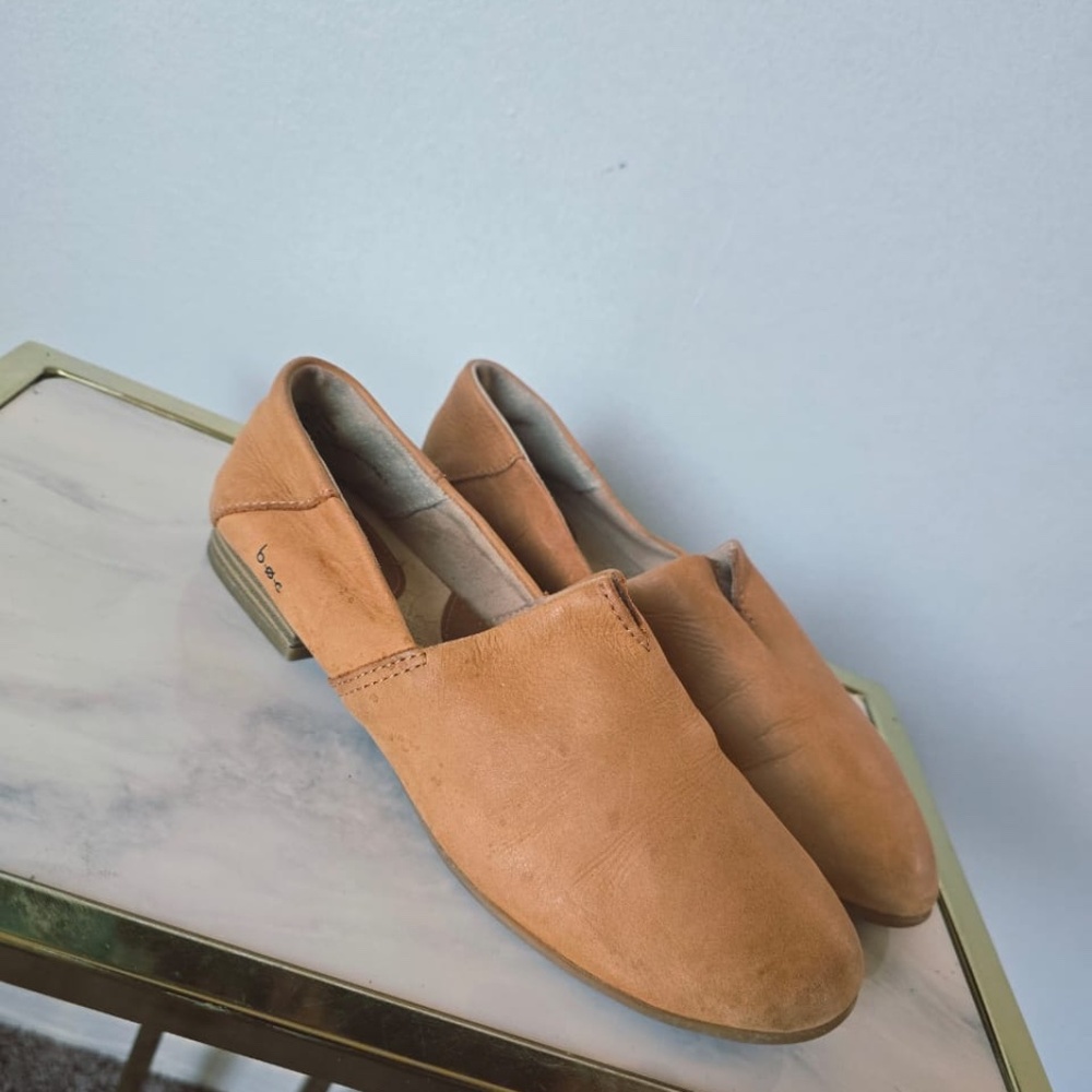 B.O.C Women’s Leather Slip-On Dress Loafers Shoes Tan Size 7.5M - Picture 8 of 10